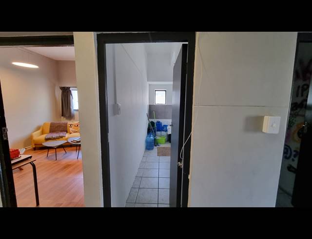 210M² FULL FLOOR TO LET IN WOODSTOCK